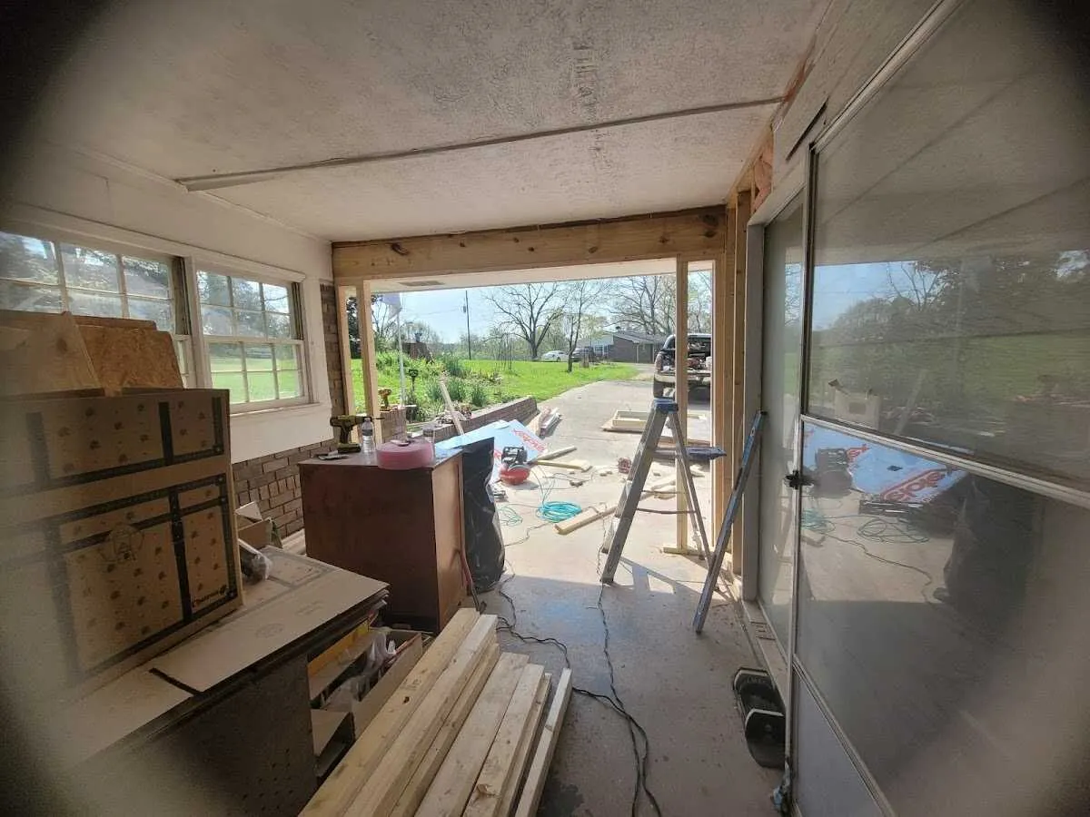 Air movers and dehumidifier for Water Mitigation Services in Gonzales